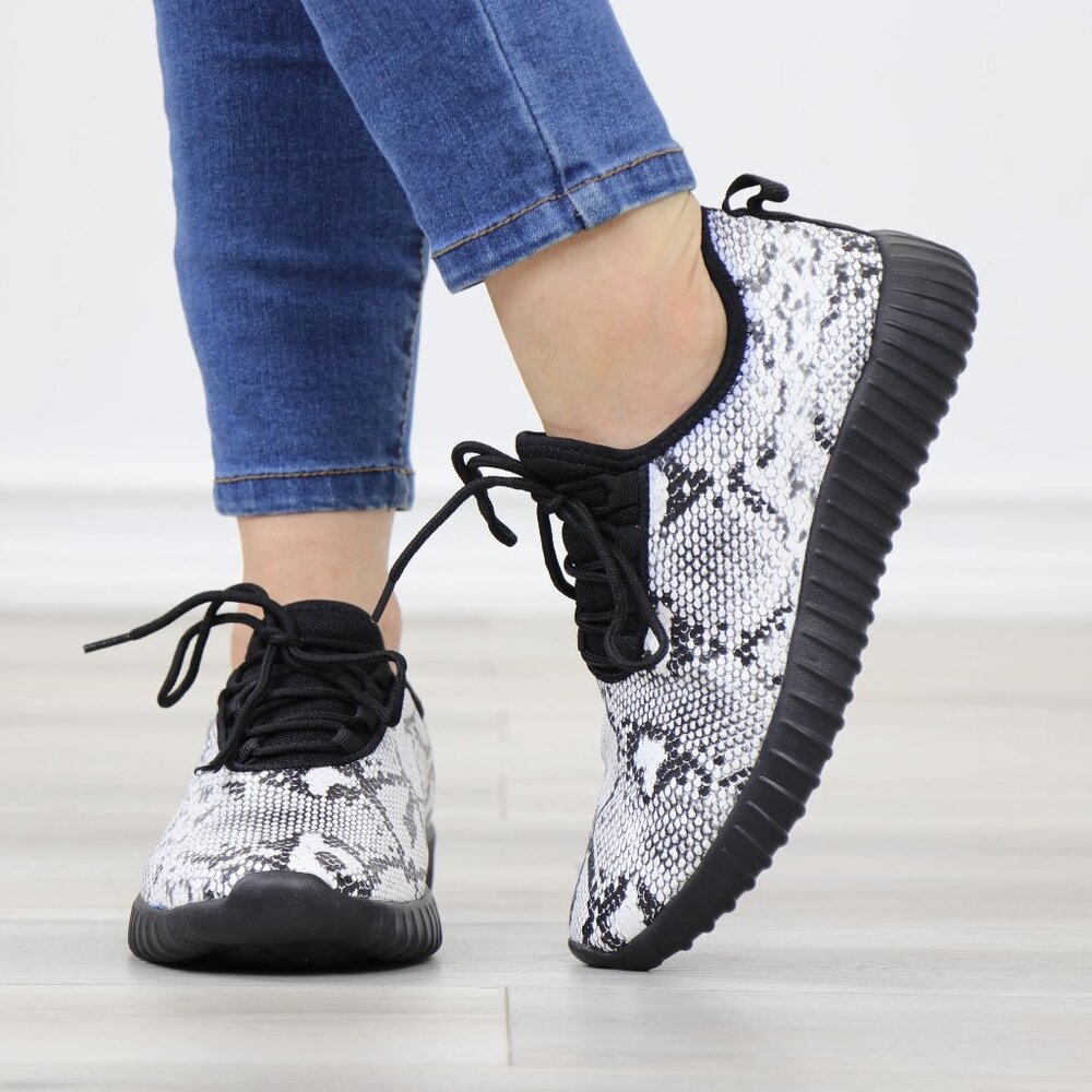 Snake Skin Print Fashion Comfort Walking Sneakers Shoes - Picture 10 of 14